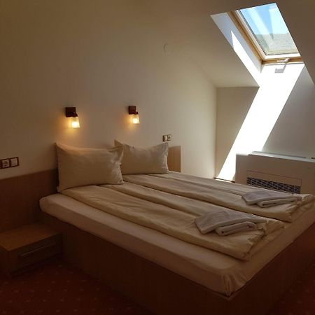 Motel Vector Acatari Luaran gambar