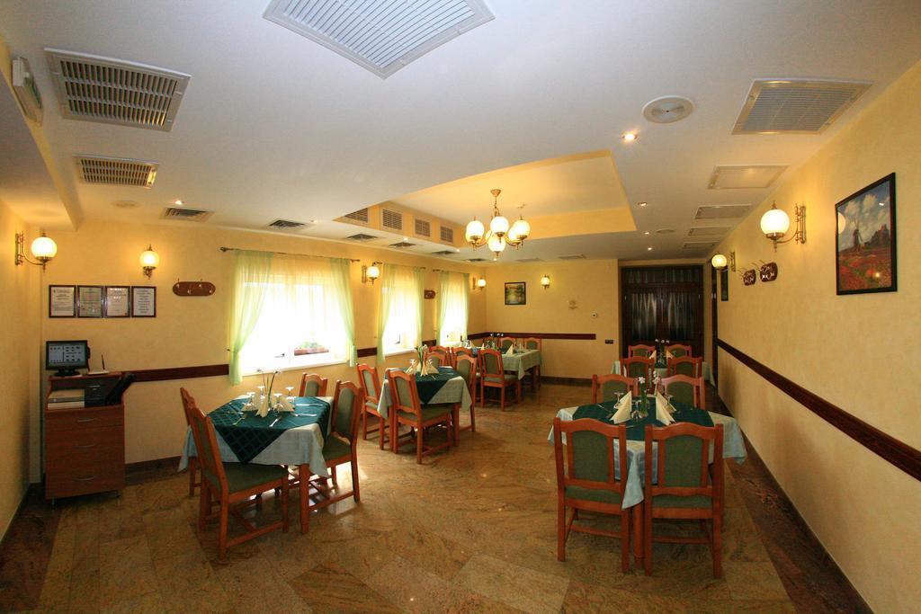 Motel Vector Acatari Luaran gambar