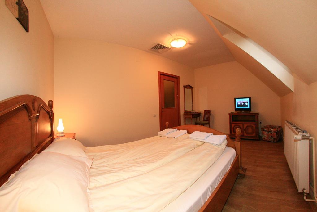 Motel Vector Acatari Bilik gambar