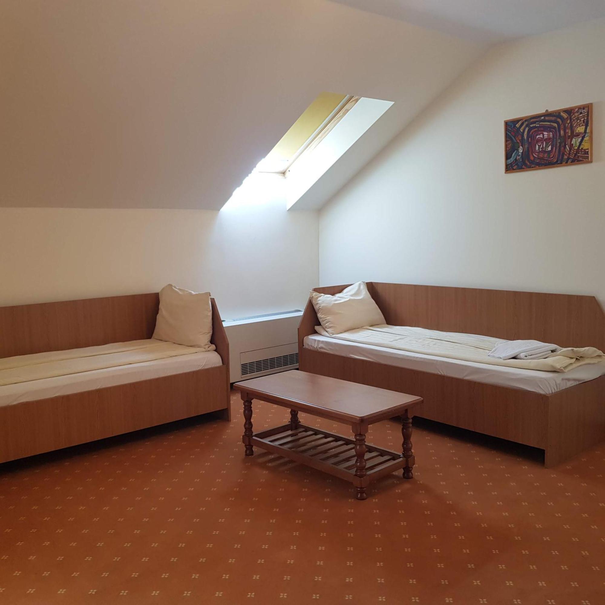 Motel Vector Acatari Luaran gambar